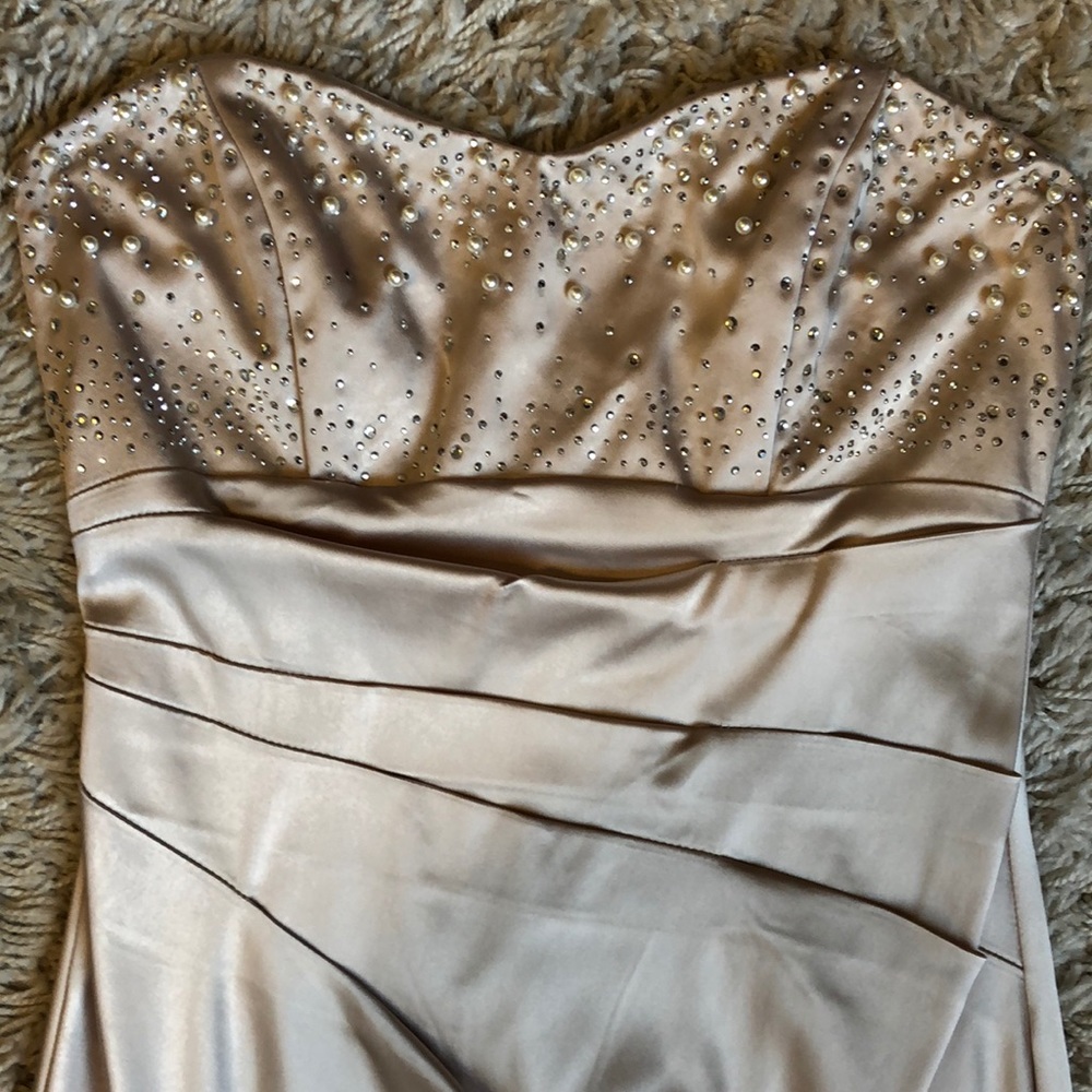 Alexia Admor champagne strapless semi-formal